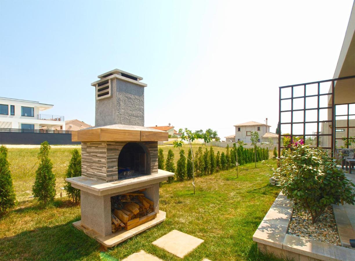 Villa Monteci 2052 Galižana Dış mekan fotoğraf