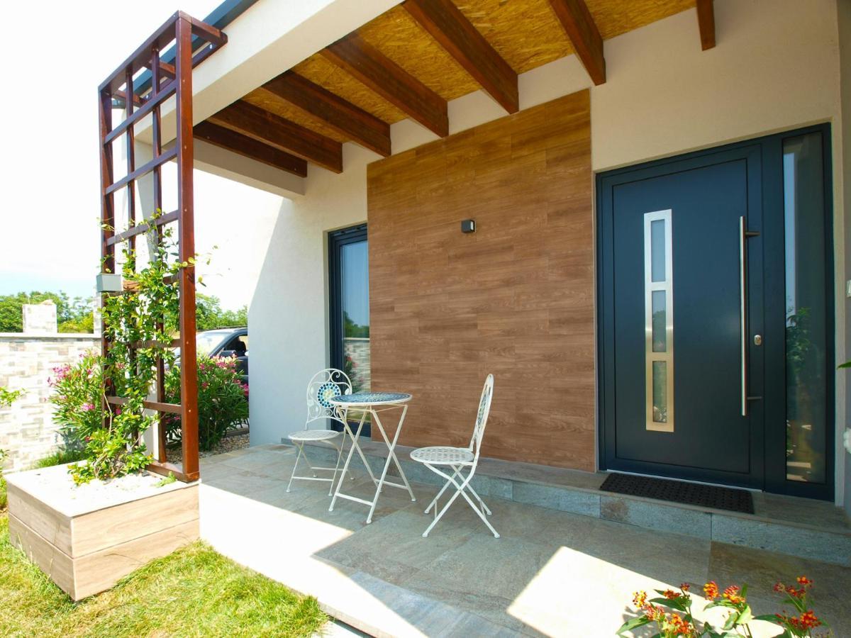 Villa Monteci 2052 Galižana Dış mekan fotoğraf