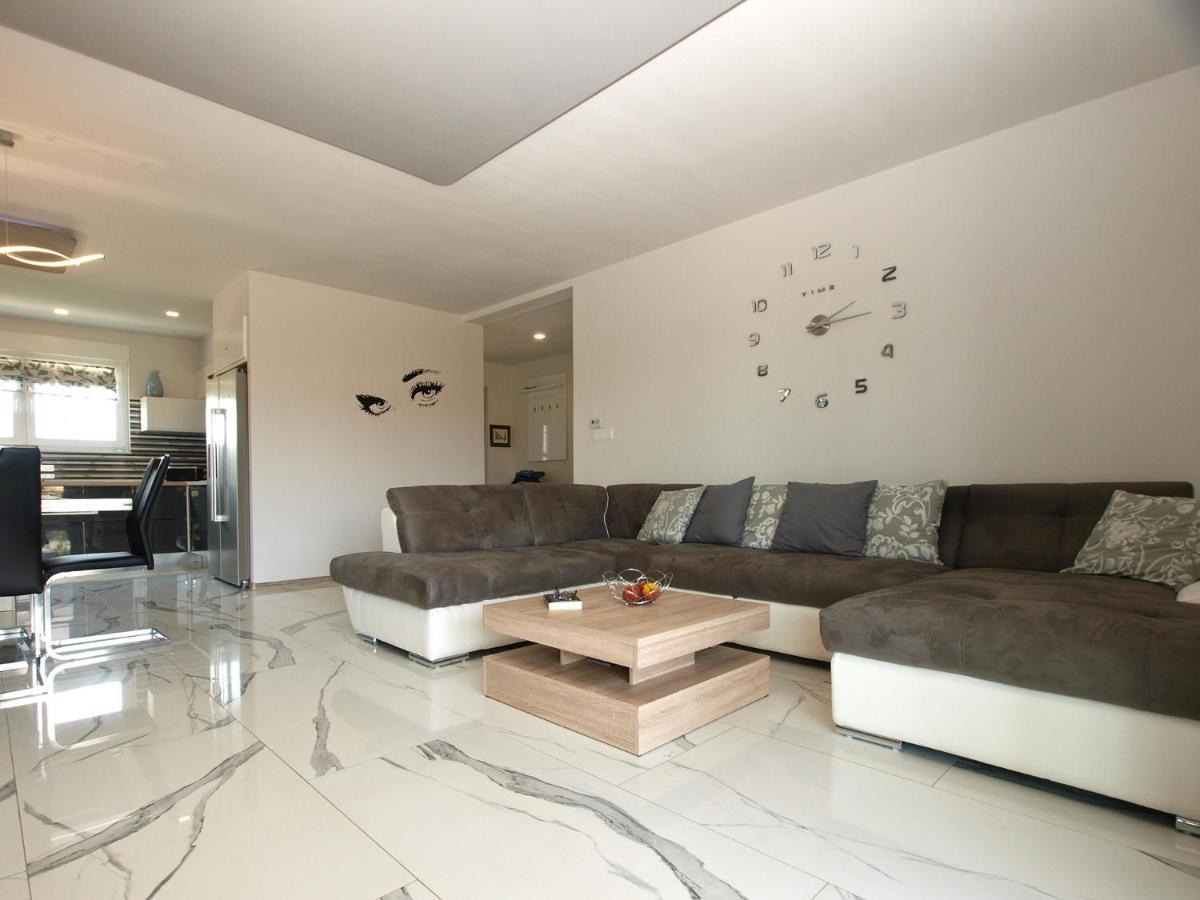 Villa Monteci 2052 Galižana Dış mekan fotoğraf