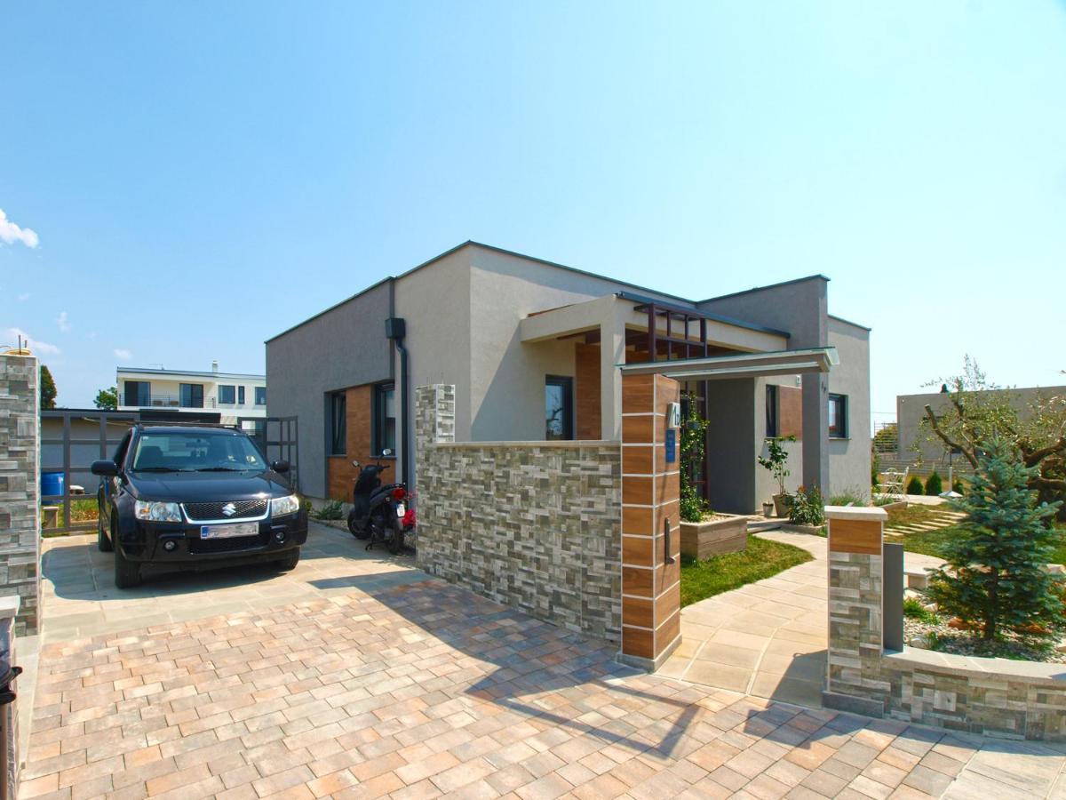 Villa Monteci 2052 Galižana Dış mekan fotoğraf